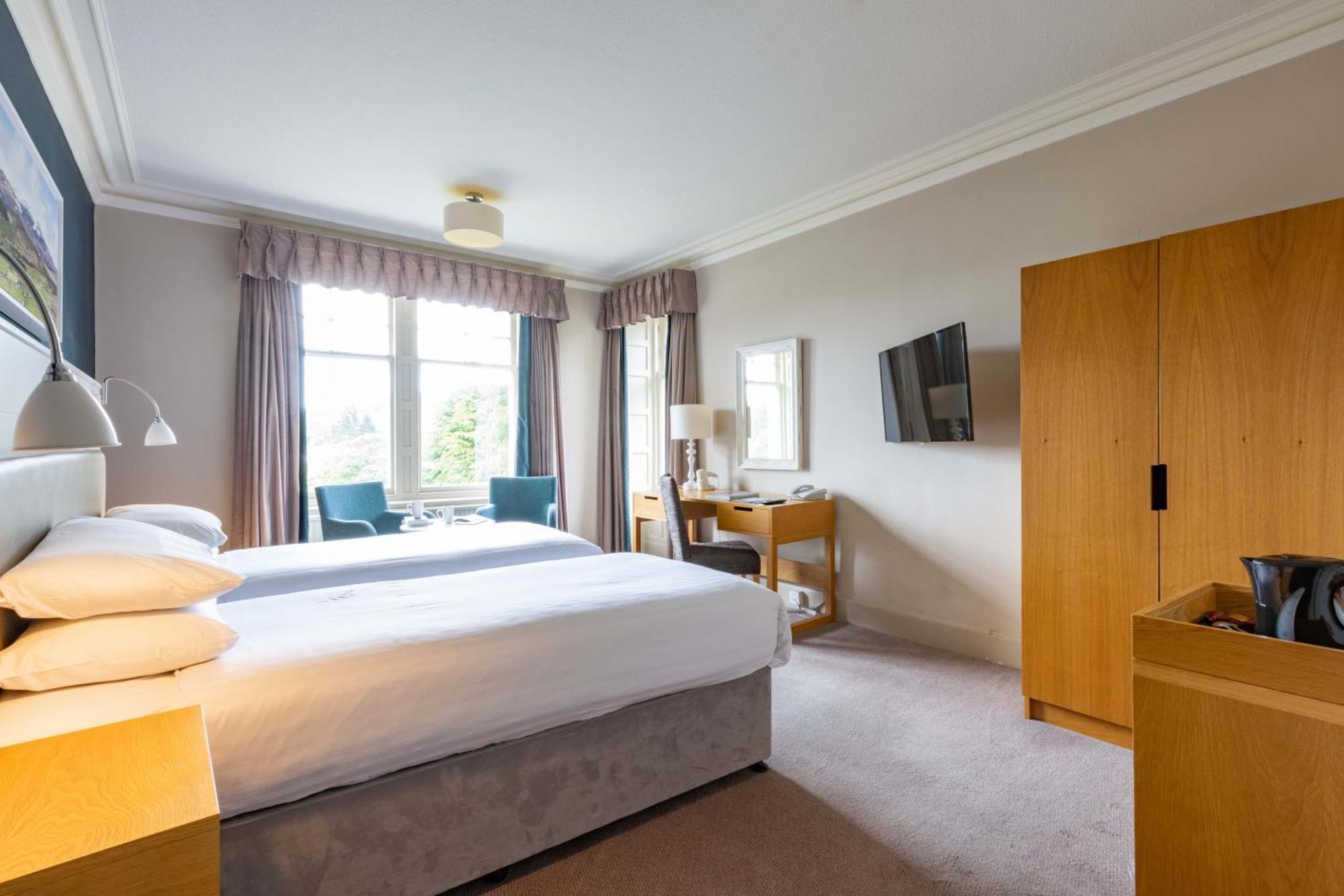 The Highland Hotel By Compass Hospitality Стратпефър Стая снимка