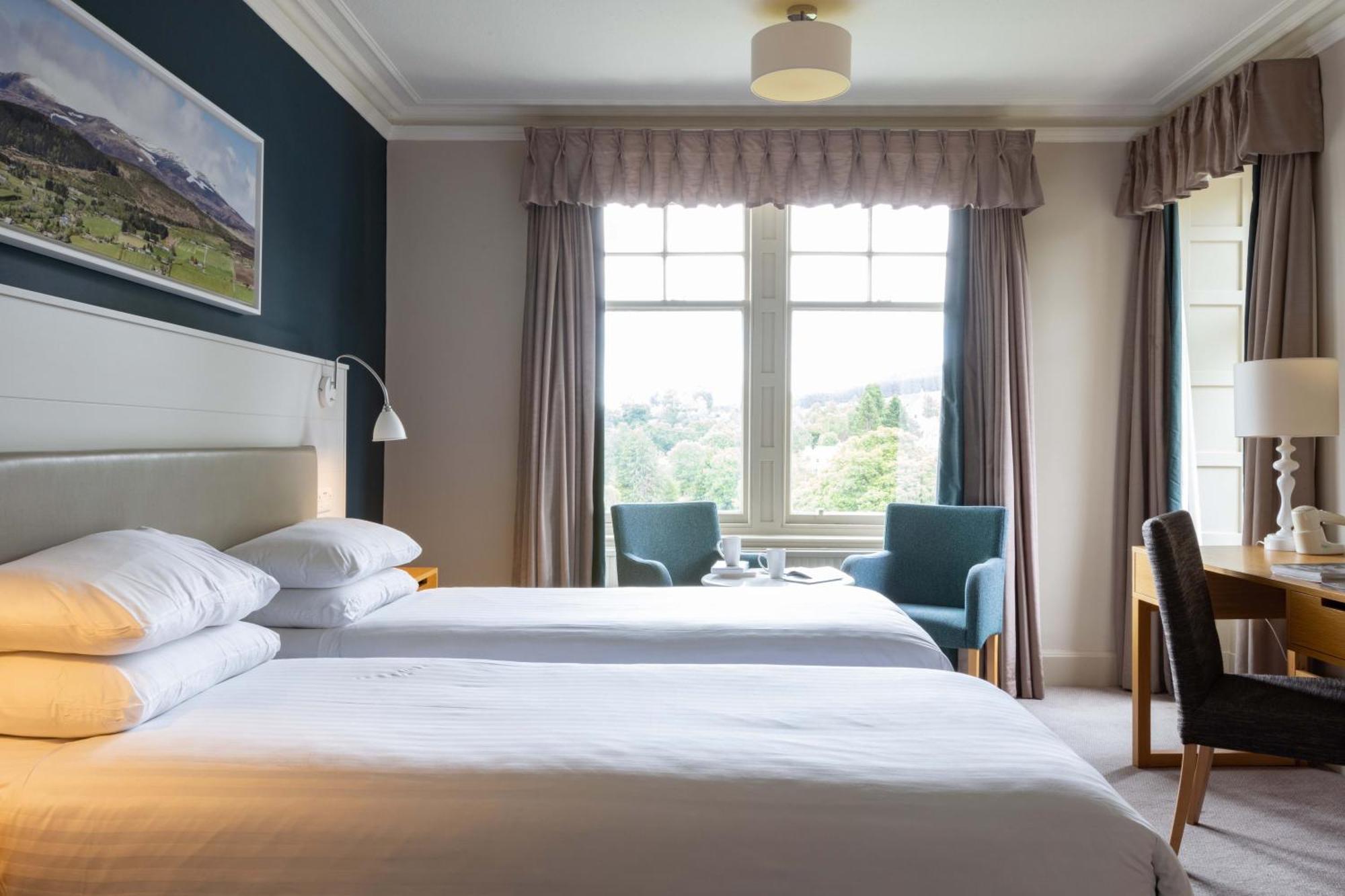 The Highland Hotel By Compass Hospitality Стратпефър Стая снимка