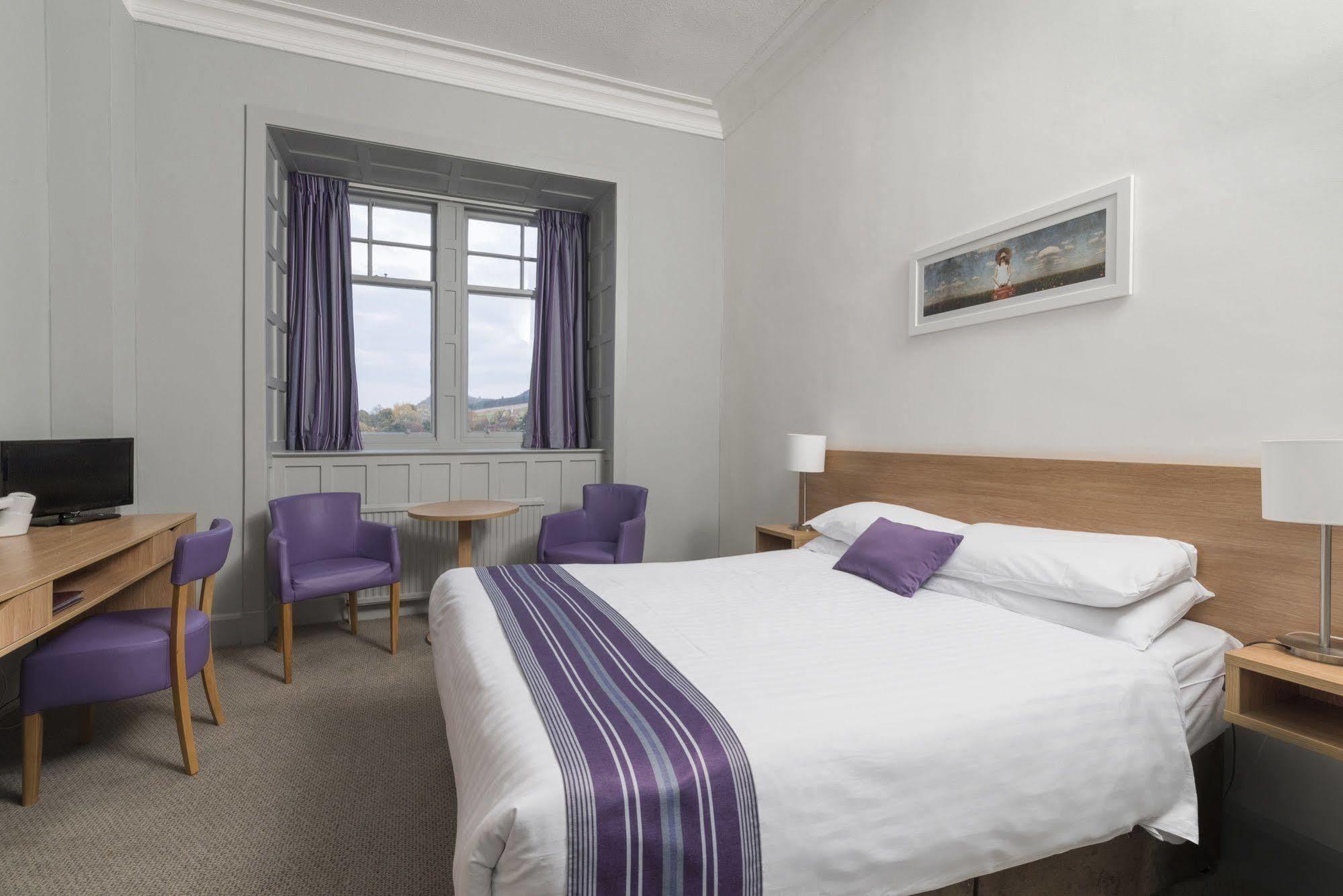 The Highland Hotel By Compass Hospitality Стратпефър Екстериор снимка